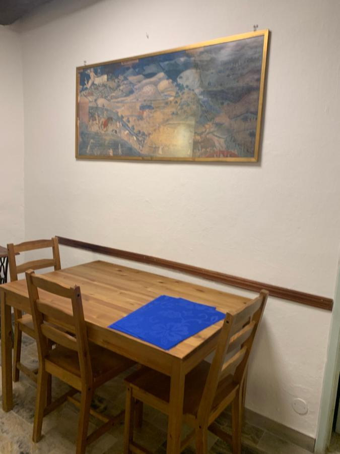 Leone Lägenhet San Gimignano Exteriör bild