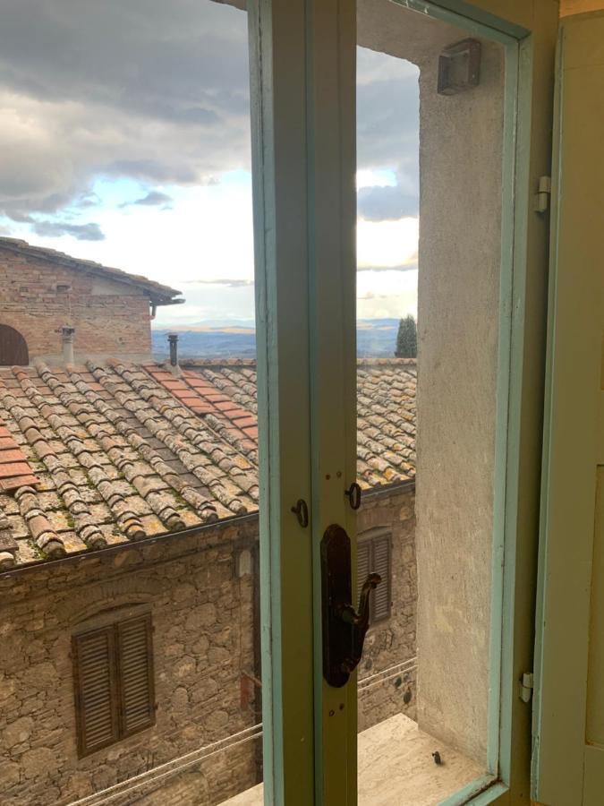 Leone Lägenhet San Gimignano Exteriör bild
